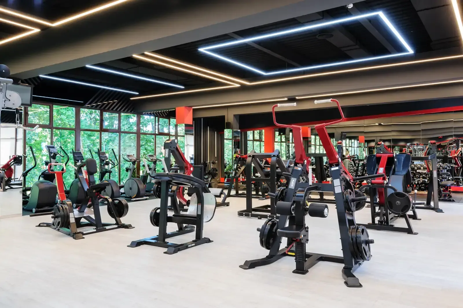 Dit kan echt niet! Basic-Fit neemt aandeelhouders niet serieus